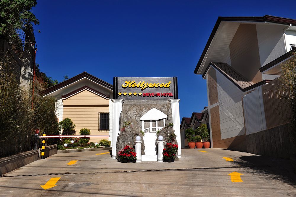 Hollywood Drive-In Hotel Baguio City Buitenkant foto